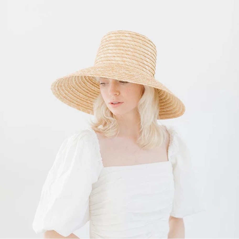 NWT GIGI PIP JOLIE BOATER  SIZE m/l 59